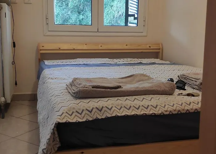 Bourikos Corfu * Kastellanoi (Agios Georgios (Corfu))